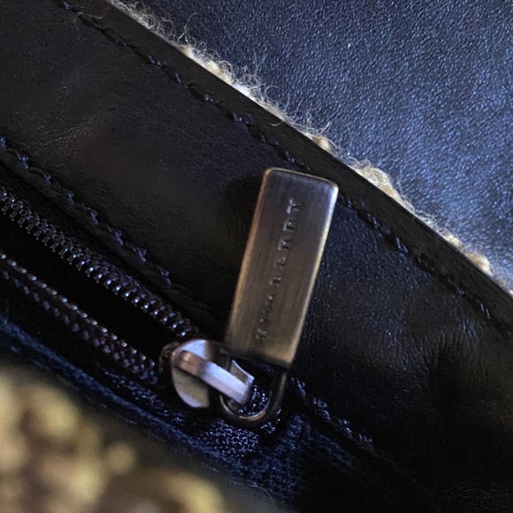 Burberry Boucle Housecheck Wristlet / Clutch - Picture 8 of 10